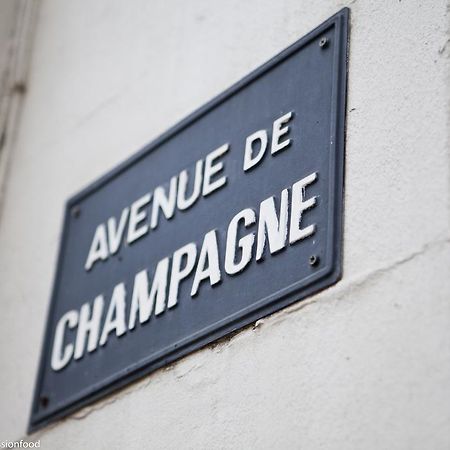 Hotel Les Berceaux Épernay Esterno foto