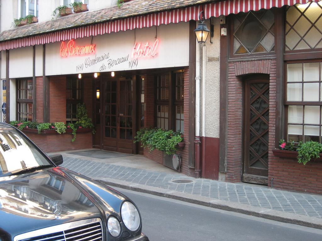 Hotel Les Berceaux Épernay Esterno foto